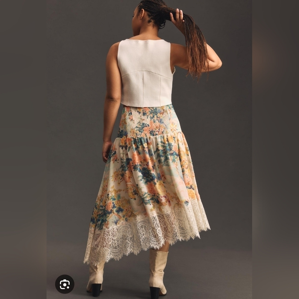 Anthropologie Skirt Medium Floral Asymmetrical Lace - Picture 2 of 14